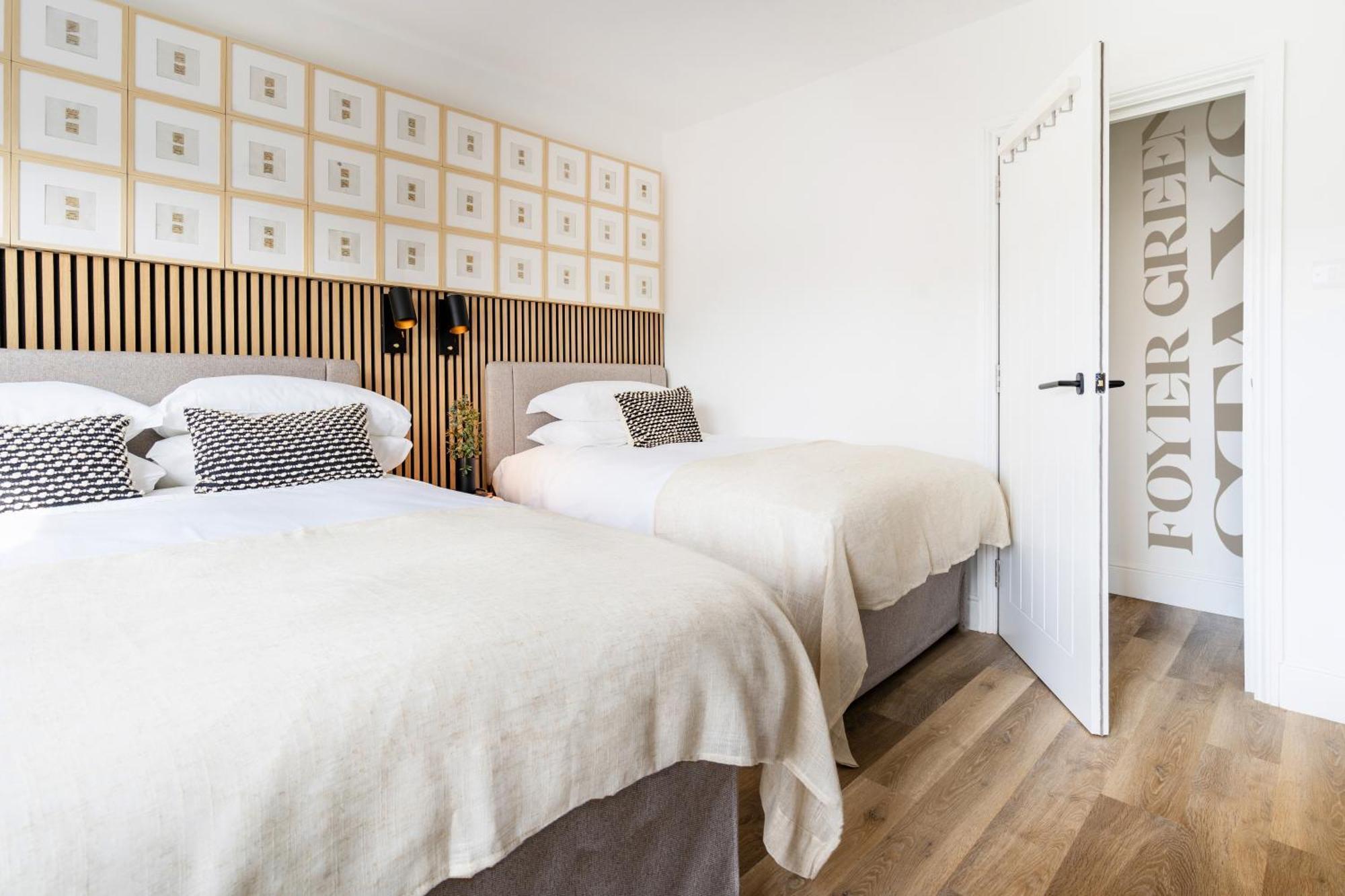 Newly Designed, 2Br Apt, 5Min From Northwood London Tube Station, Nato Hq, Ideal For Wembley, Warner Studio, Contractors Exterior photo