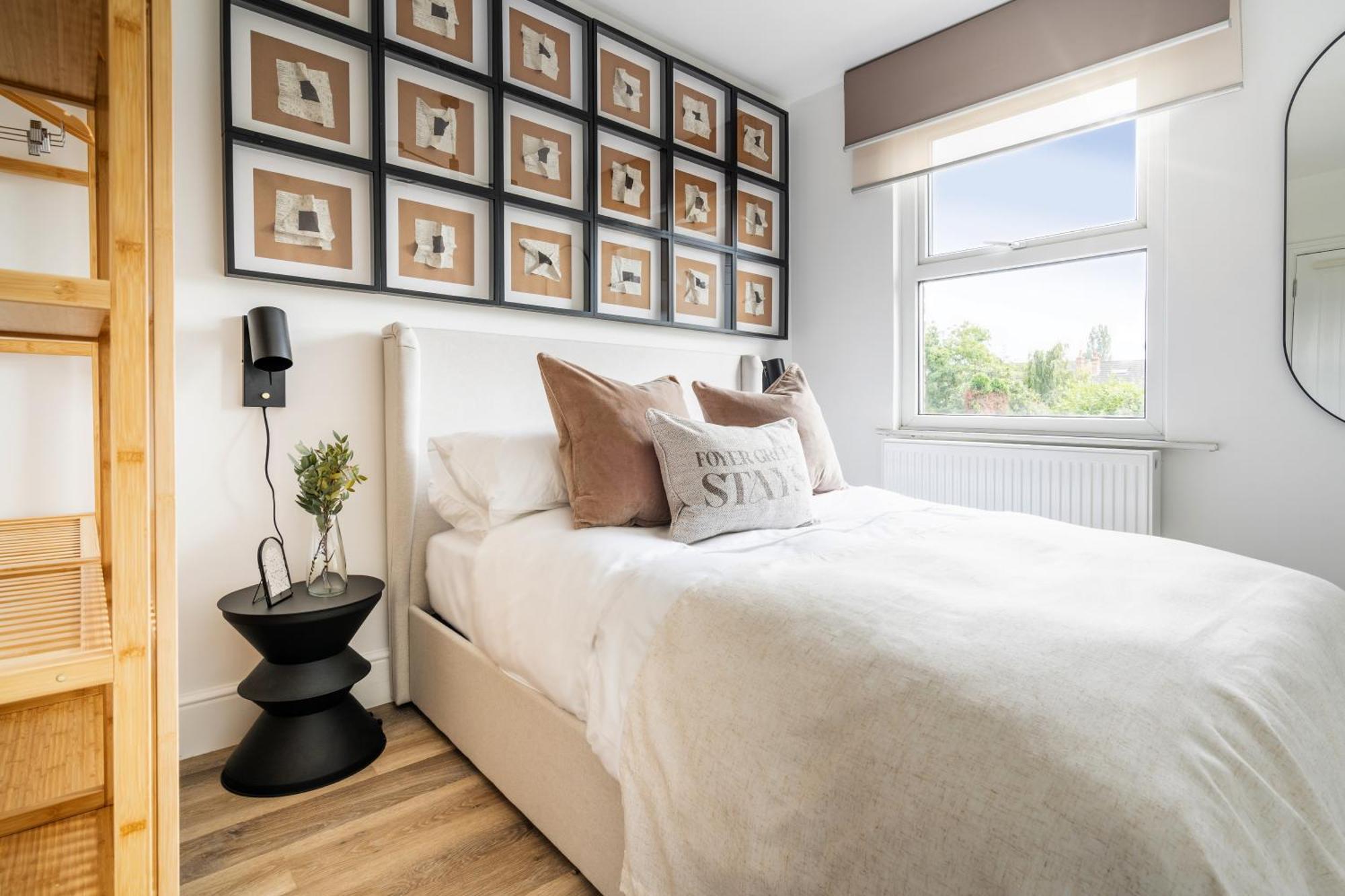 Newly Designed, 2Br Apt, 5Min From Northwood London Tube Station, Nato Hq, Ideal For Wembley, Warner Studio, Contractors Exterior photo